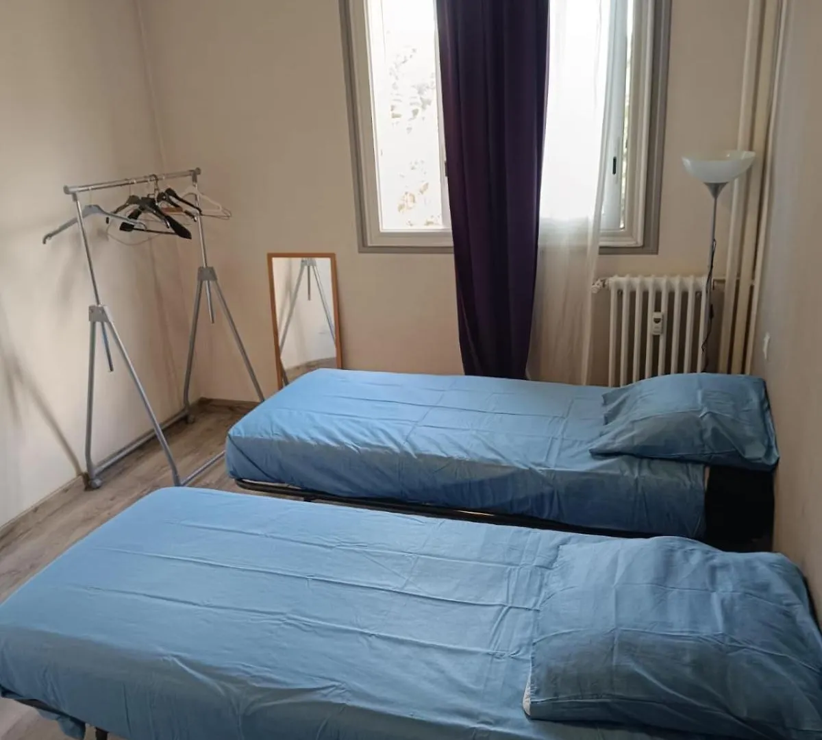 Le Jean Rieux Place Dupuy Halle Aux Grains Toulouse 0*,  France